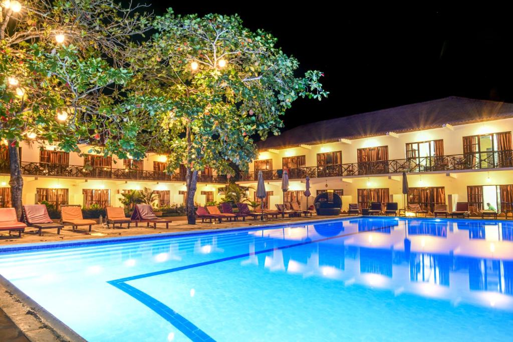 Hotel Amaan Beach Bungalows  Zanzibar 3*