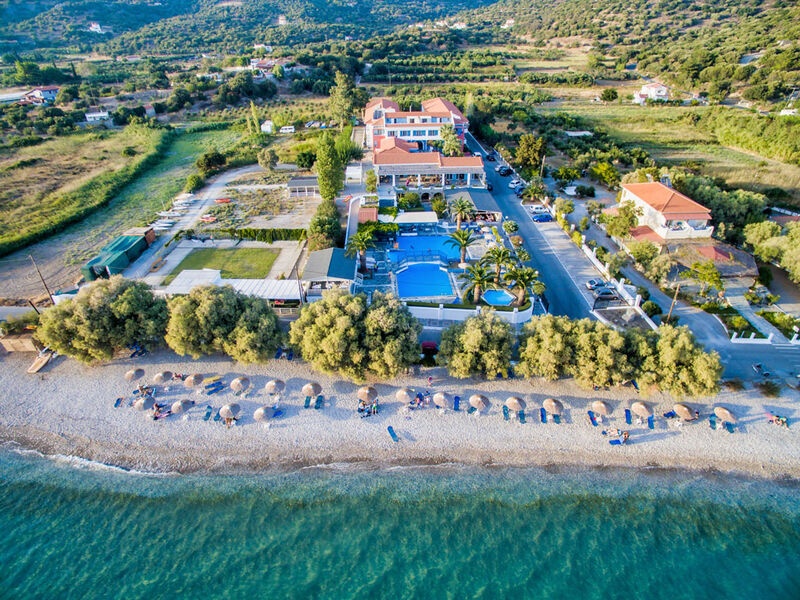 Zefiros Beach